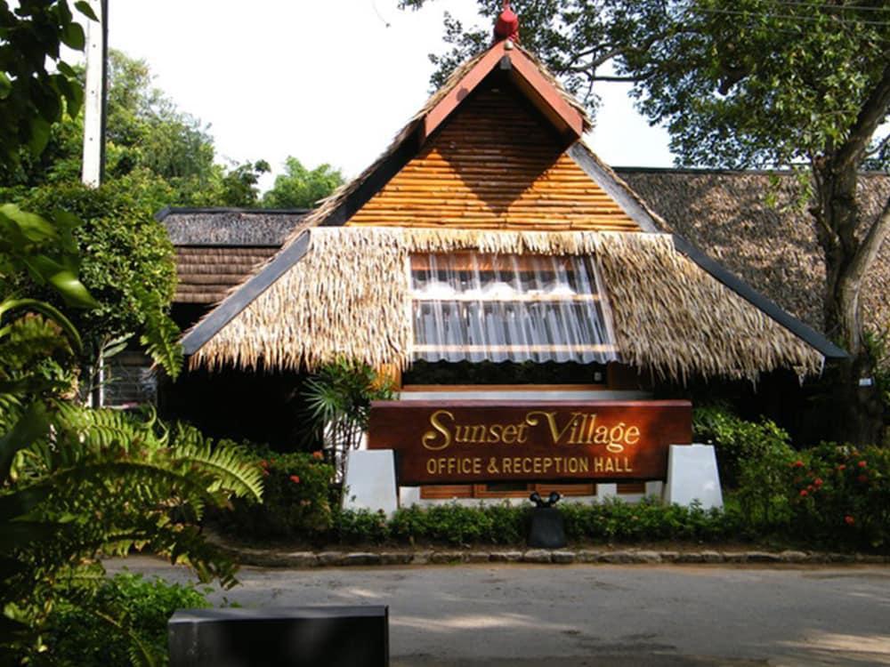 The Sunset Village -SHA PLUS CERTIFIED Na Chom Thian Exterior foto